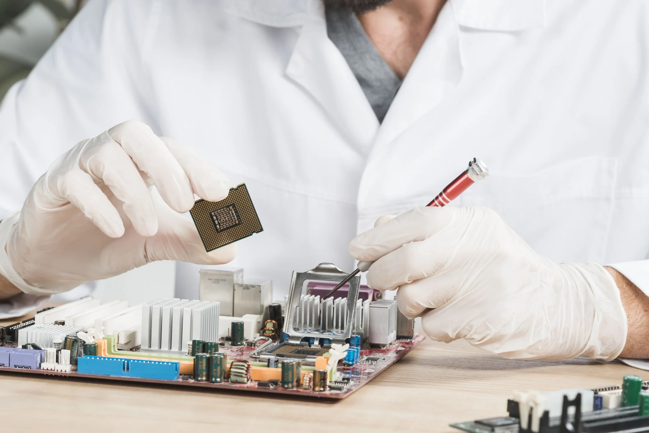 What Is An Electronics Contract Manufacturer & Why Partner
